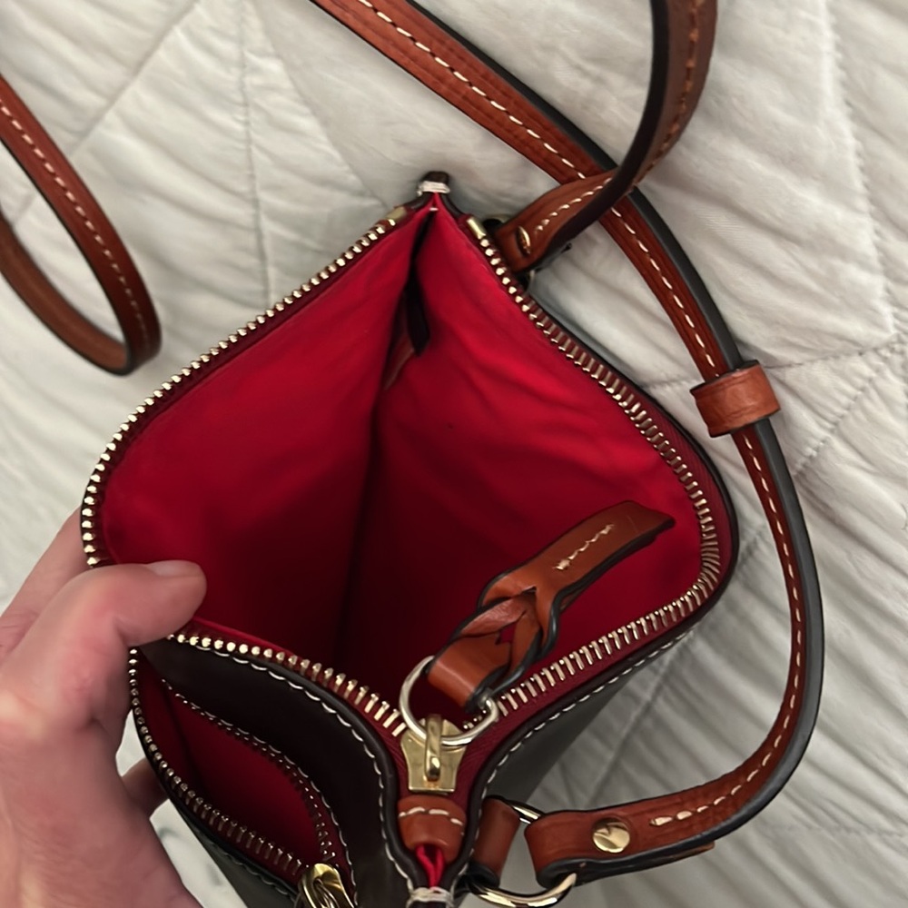 Dooney & Bourke Leather Crossbody Bag dark chocolate brown - Picture 8 of 16